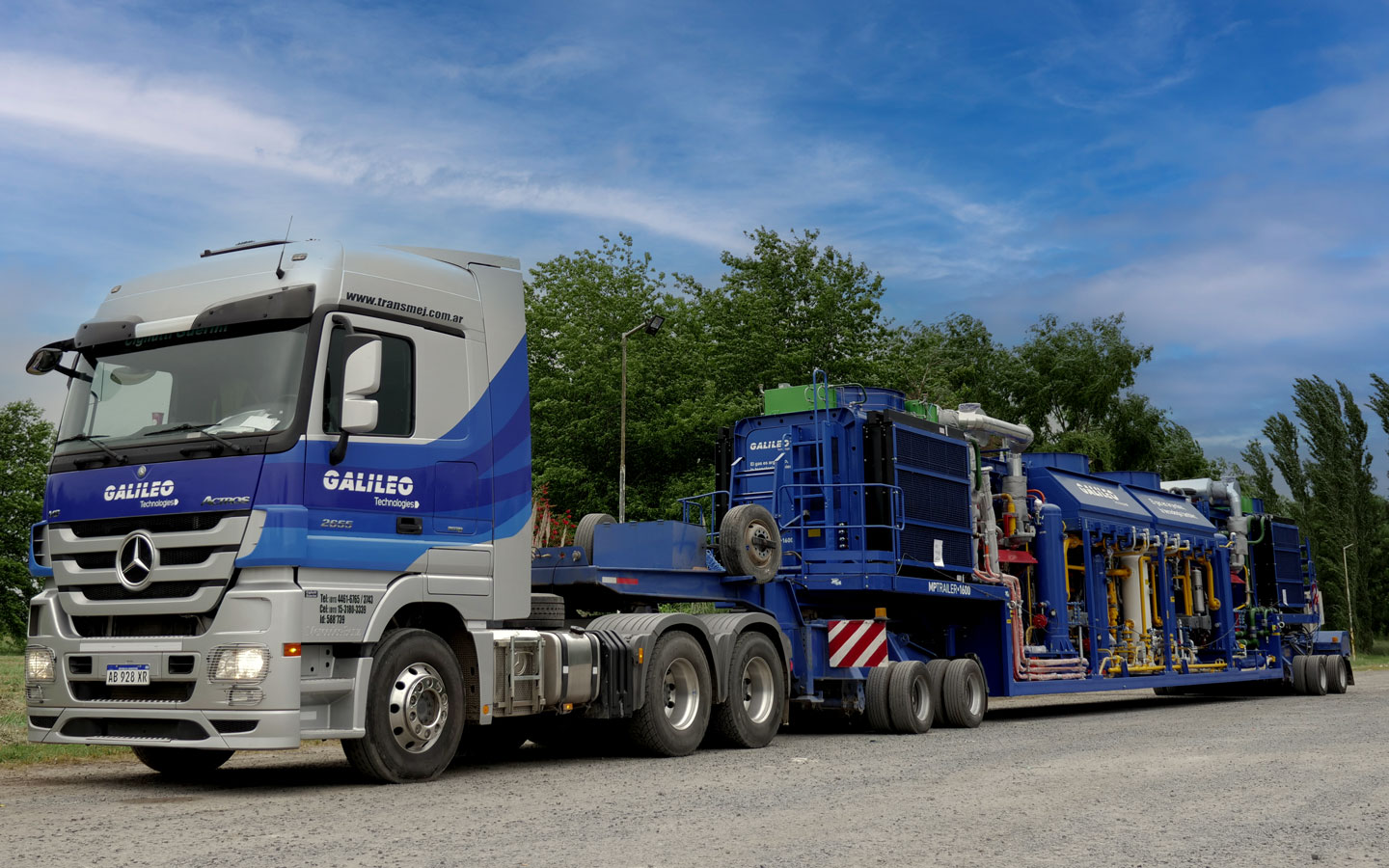 Galileo MP Trailer: a mobile compression solution mounted on a transportable chassis.